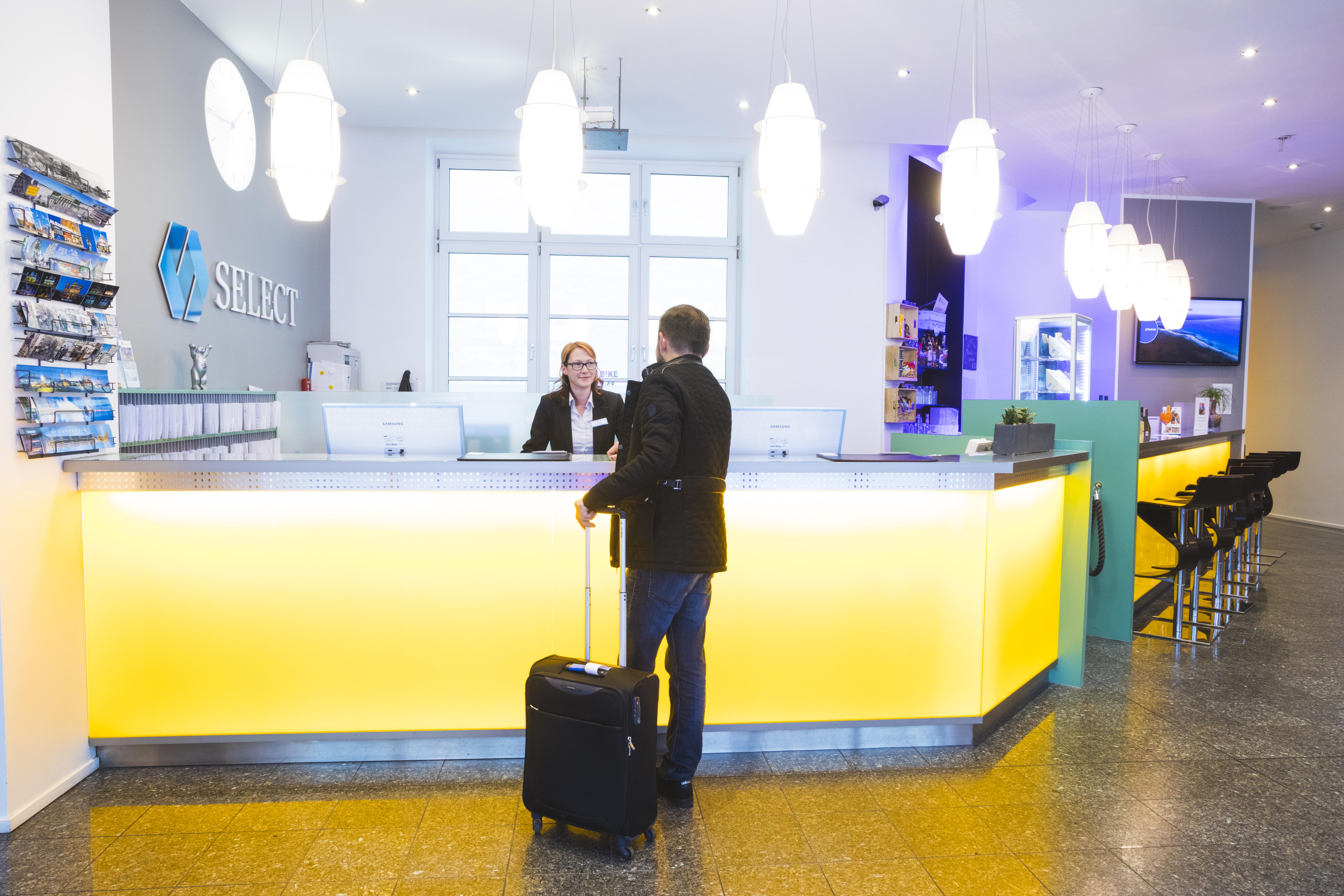 Select Hotel Berlin Checkpoint Charlie Εξωτερικό φωτογραφία